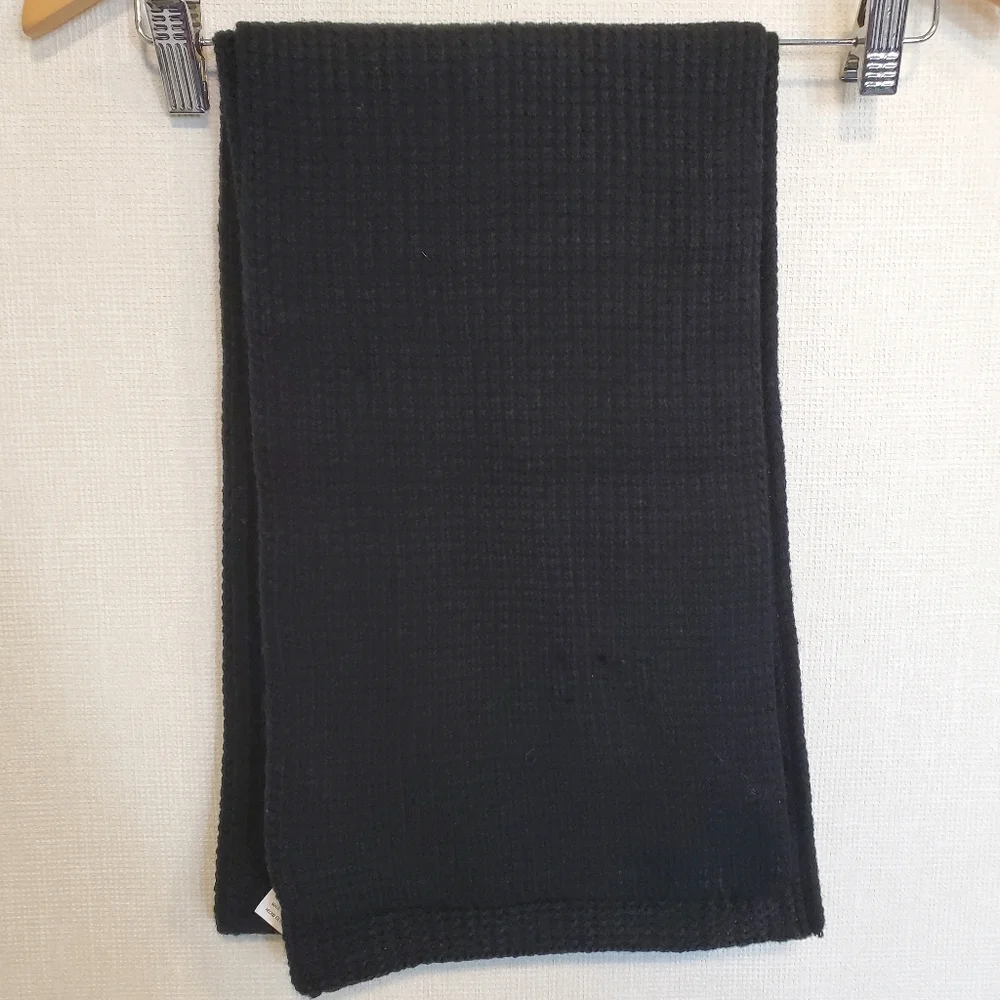 Men's Goodfellow black scarf.‎